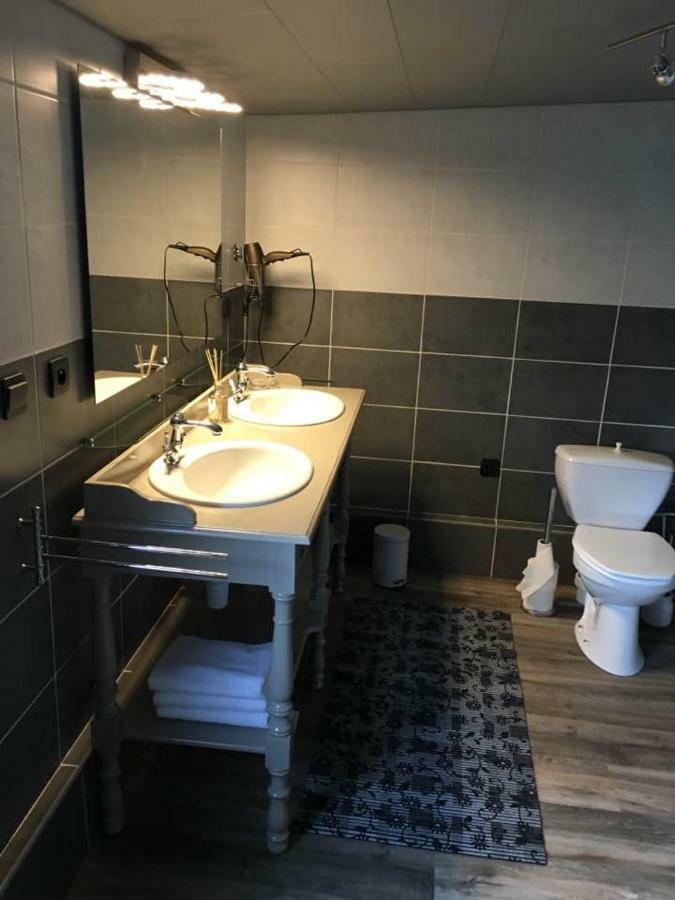 Le Charm'En Gite Villa Tournai Exterior foto